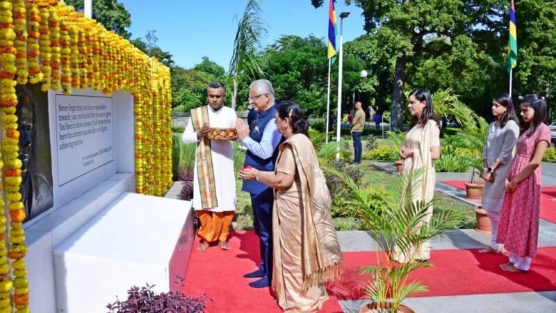 PM Jugnauth pays homage to late SAJ on the occasion of his birthday