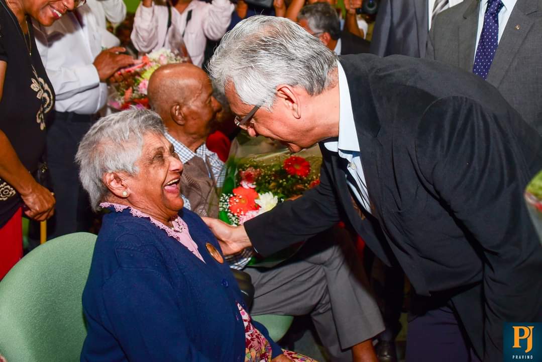 Prime Minister pays visit to some elderly ladies and wish them happy mother’s day
