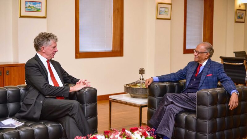 Prime Minister Dr Navinchandra Ramgoolam meets UK National Security Adviser Mr Jonathan Powell