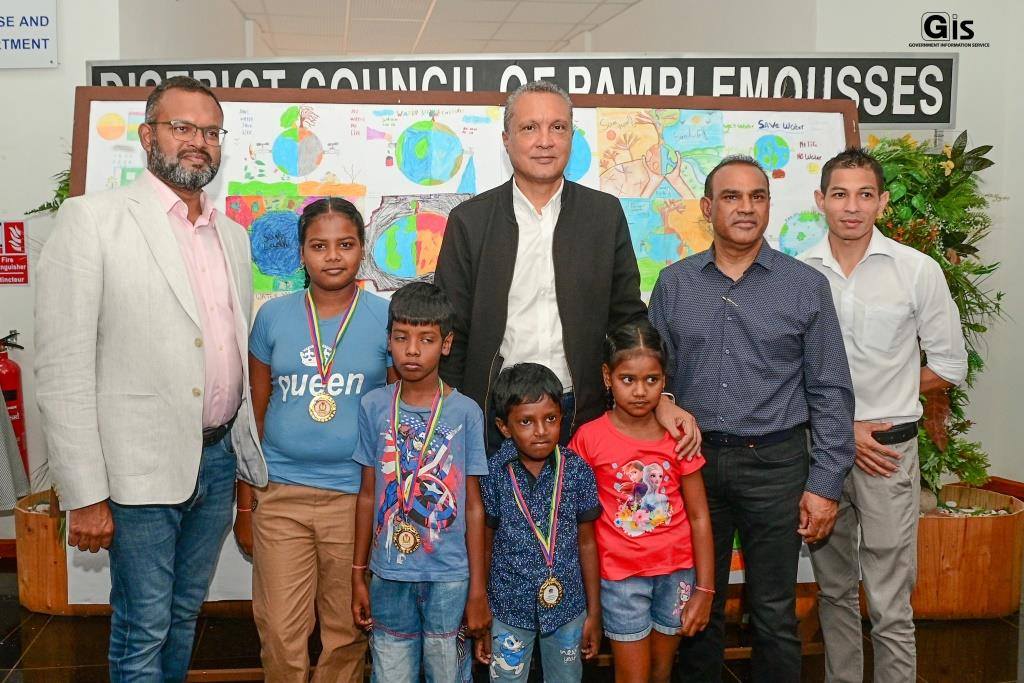 550 families receive vouchers for water tanks and water pumps