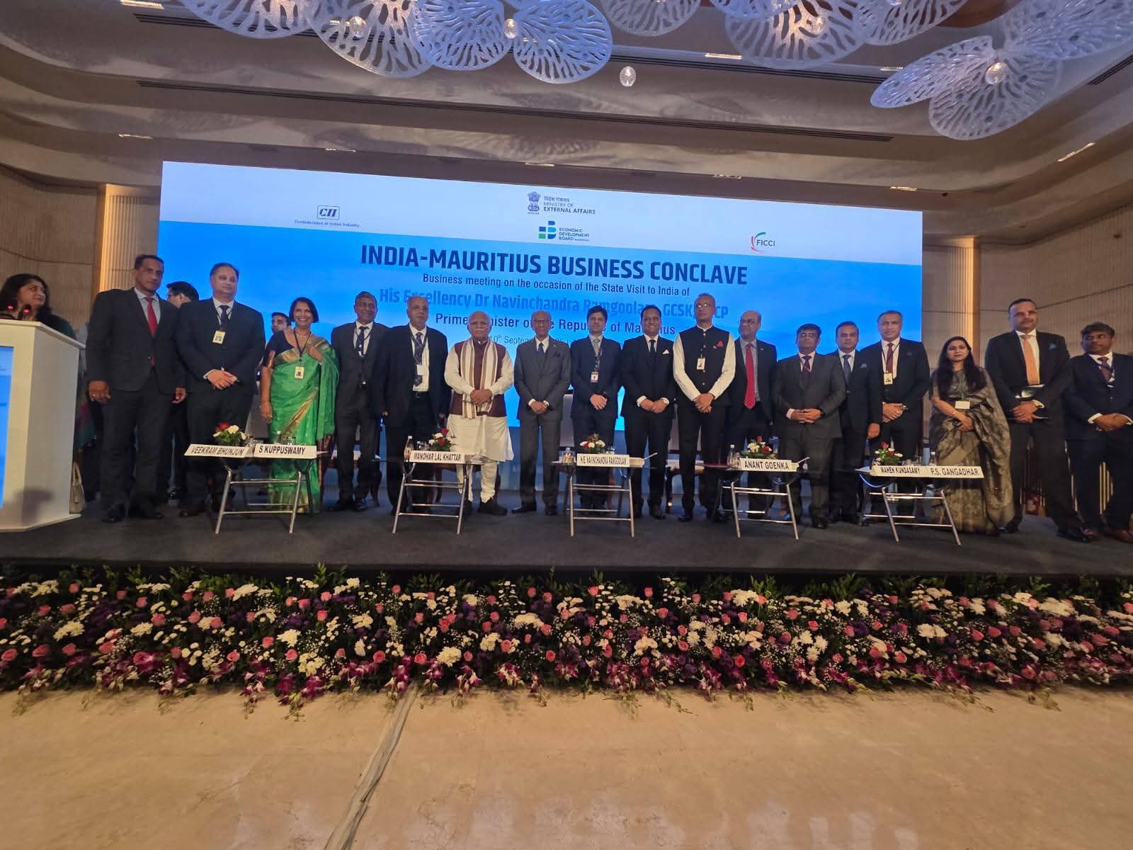 Prime Minister attends India-Mauritius Business Conclave