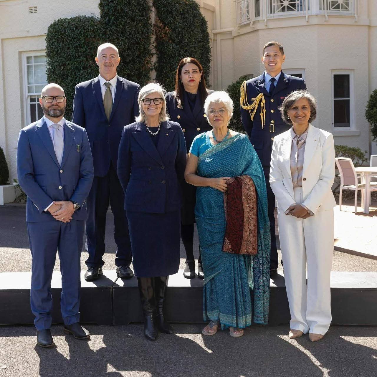 High Commissioner Sarojini Seeneevassen presents her credentials to the Governor General of Australia