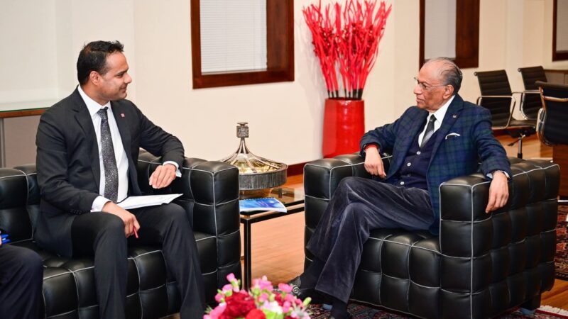 Professor Khaitan discusses Constitutional reform and Electoral System with PM Ramgoolam