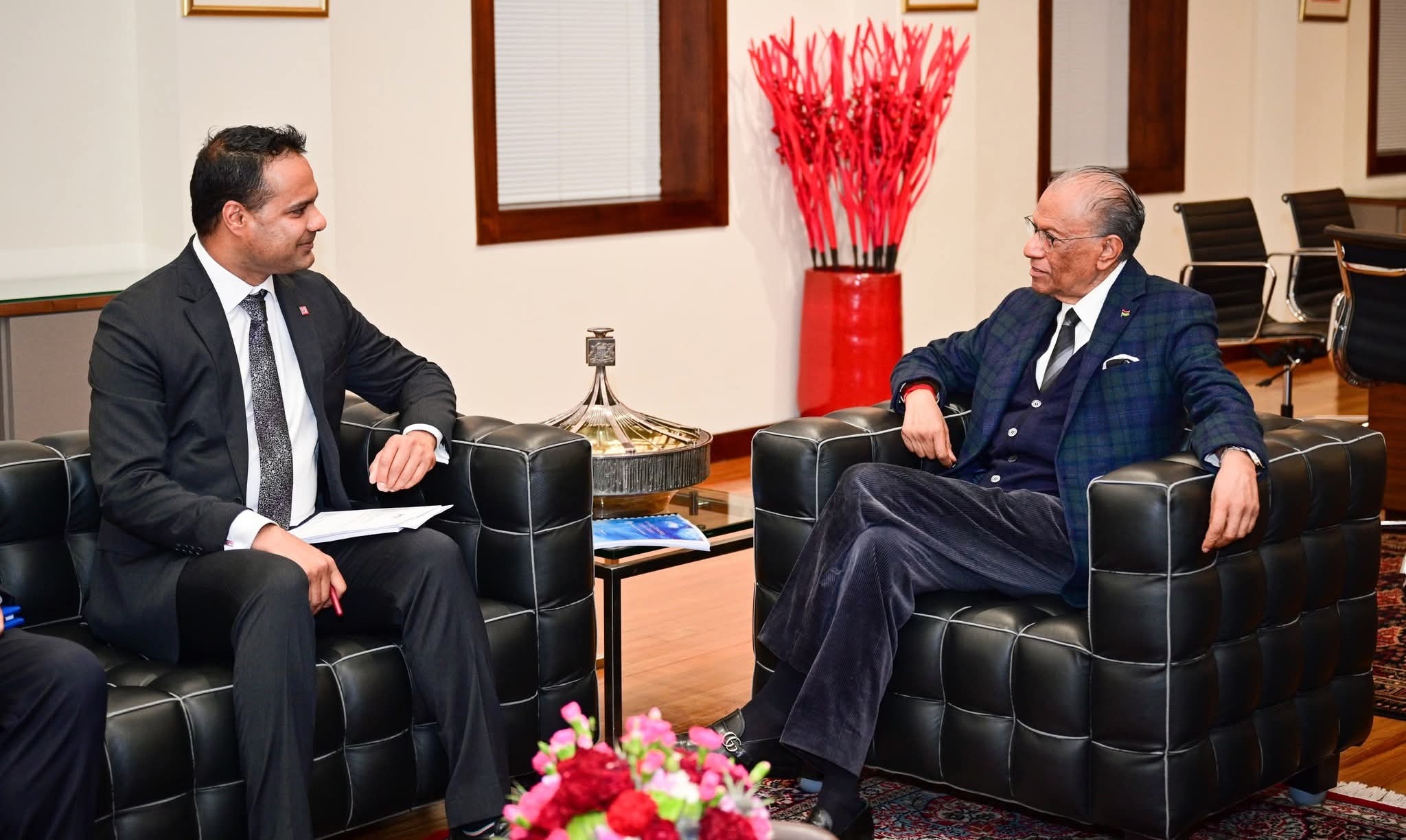 Professor Khaitan discusses Constitutional reform and Electoral System with PM Ramgoolam